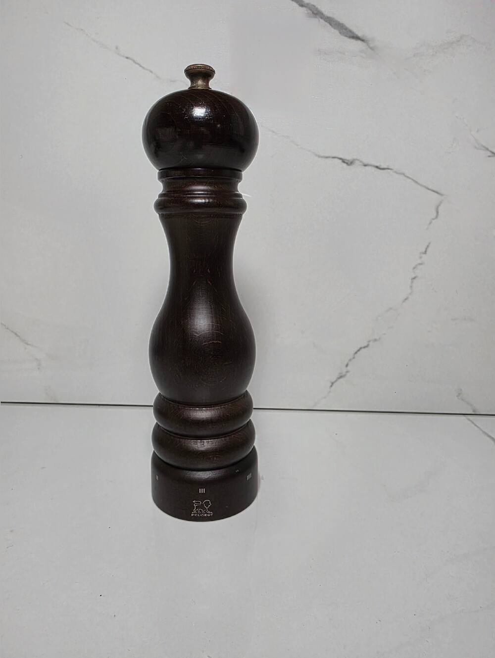 A Peugeot Paris U'select Manual Pepper Mill In A Chocolate Finish 9in Height
